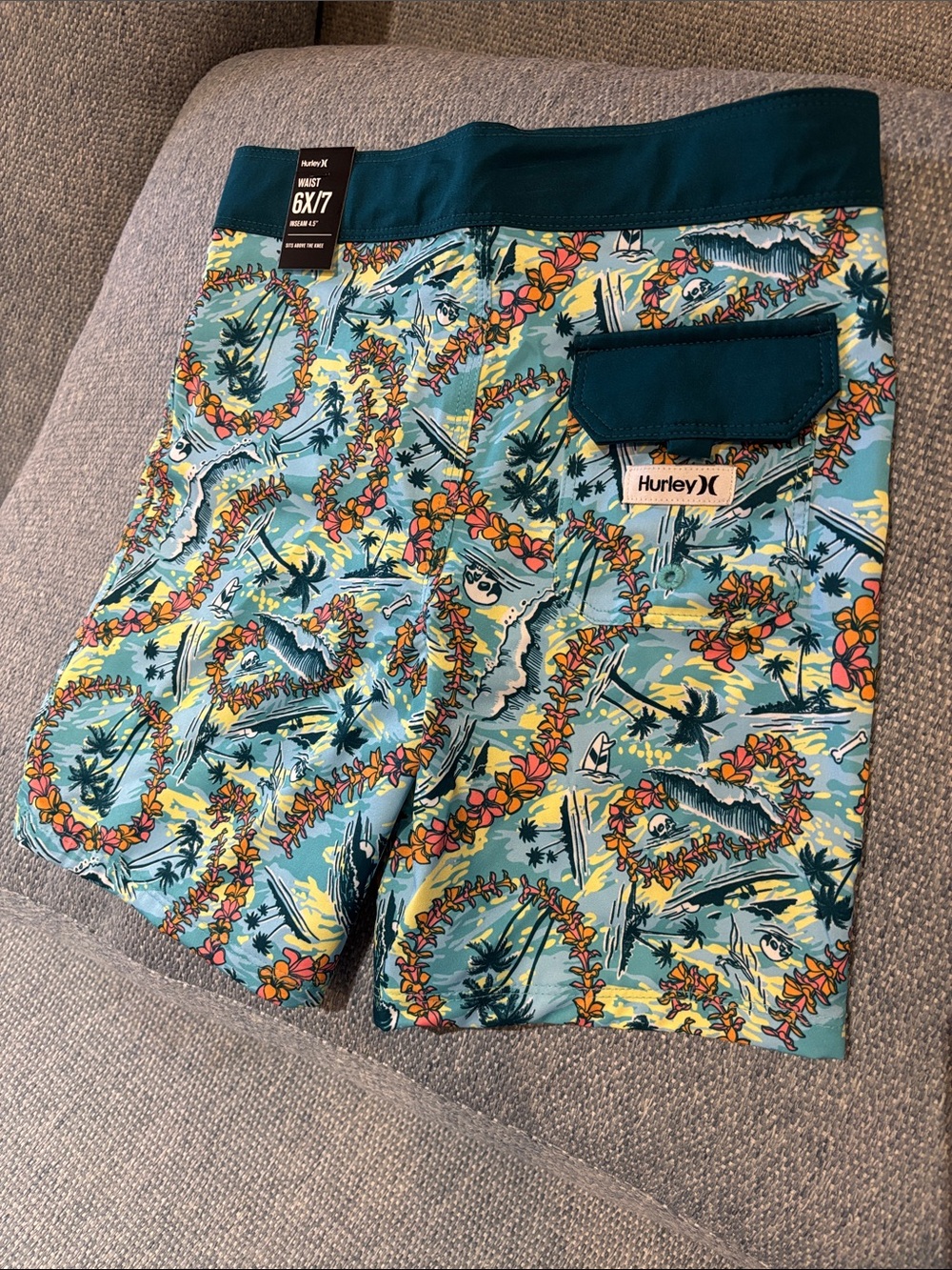 NWT Hurley swim shorts! 6/7
